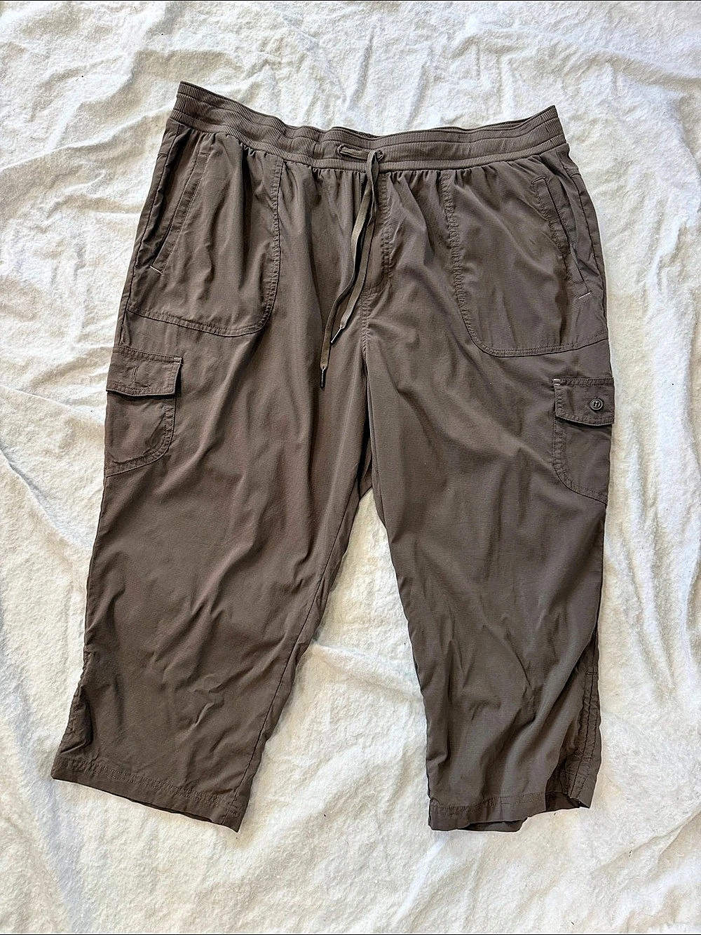 L.L.Bean Nylon Cargo Capri Pants Brown 2X